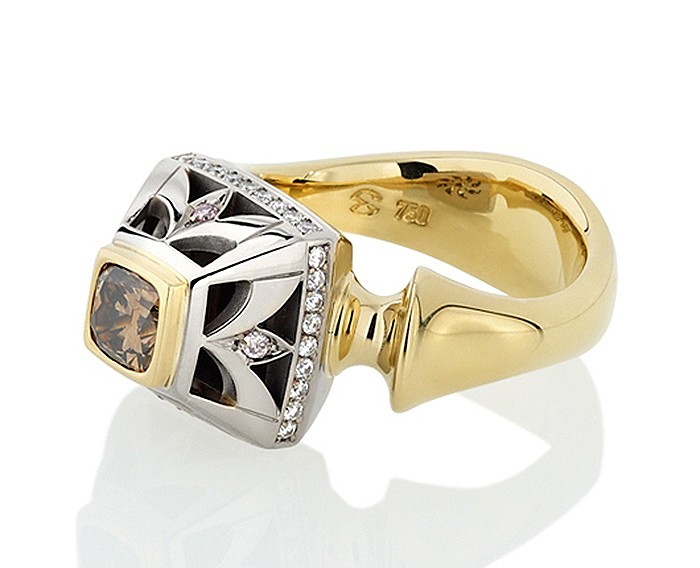 935eedd5065056f66e13d21963f07ebc_m